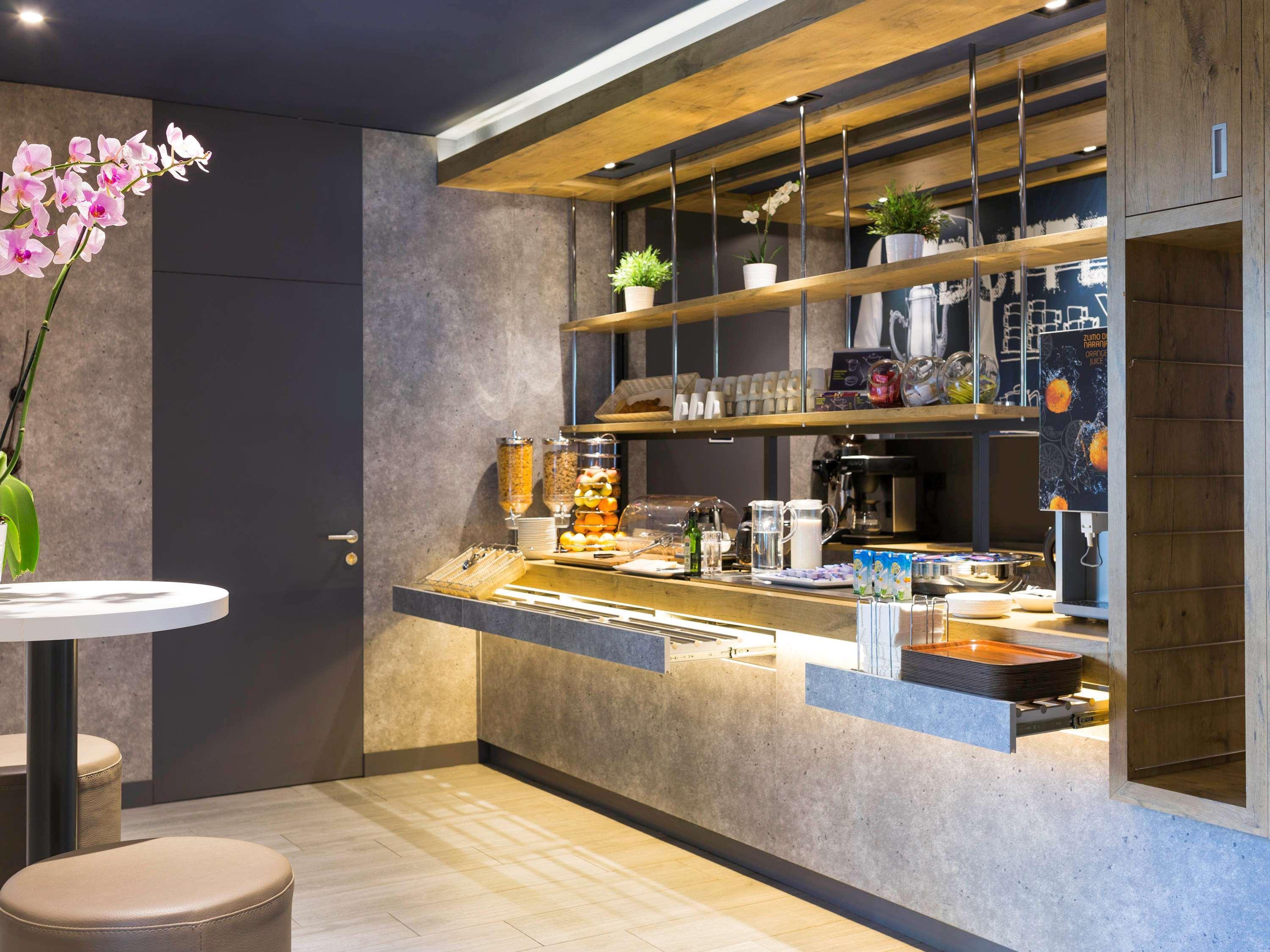 Ibis Budget Madrid Calle 30 Exteriör bild